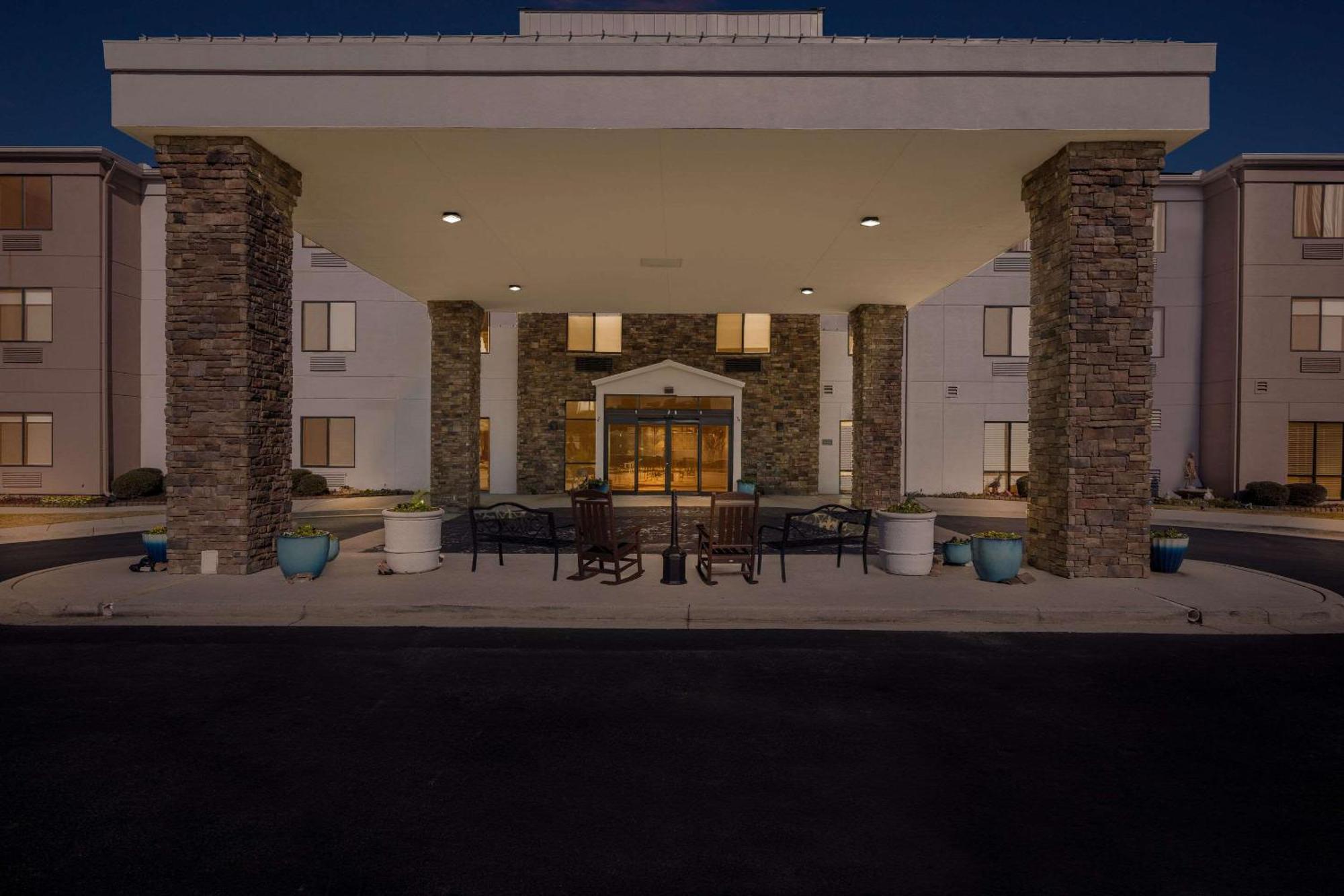 Comfort Suites Cullman I-65 Exit 310 מראה חיצוני תמונה